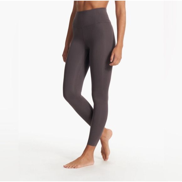 Vuori Women's Charcoal Leggings - Picture 1 of 12